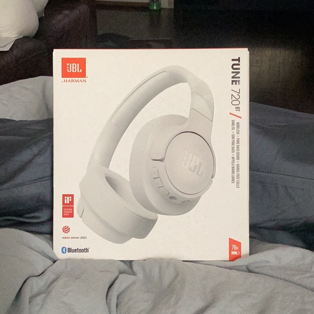JBL headphones, wireless